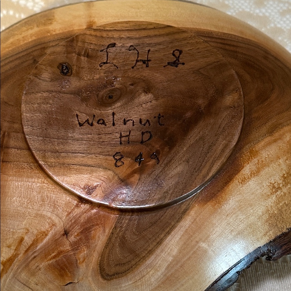 Walnut Live Edge Hand Made Bowl - Picture 5 of 5